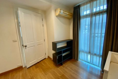 Condo in Bangkok, Thailand, 3 bedrooms № 157782 - photo 5