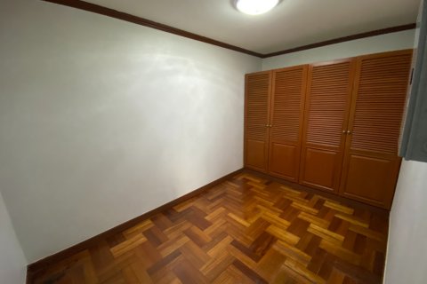 Condominio de 2 dormitorios en Bangkok, Tailandia № 157781 - foto 7