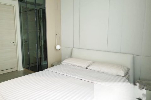 Condominio de 1 dormitorio en Bangkok, Tailandia № 157629 - foto 4