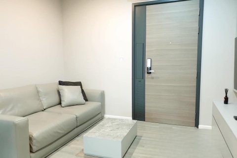 Condominio de 1 dormitorio en Bangkok, Tailandia № 157629 - foto 2