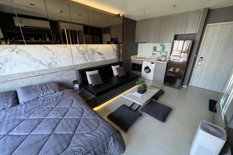 Condominio de 1 dormitorio en Bangkok, Tailandia № 157627 - foto 3