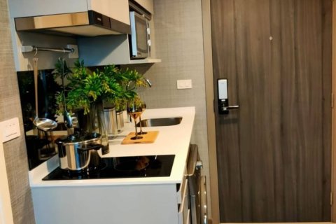 Condominio de 1 dormitorio en Bangkok, Tailandia № 157630 - foto 2