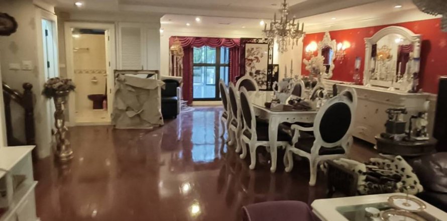 Condominio de 3 dormitorios en Bangkok, Tailandia № 144510