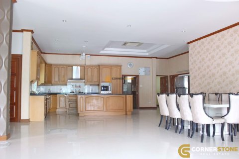 Estudio en Bang Lamung, Tailandia № 168050 - foto 6