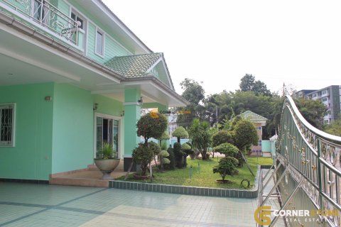 Estudio en Bang Lamung, Tailandia № 168050 - foto 3
