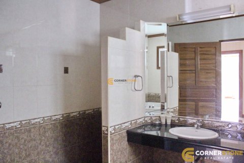 Estudio en Bang Lamung, Tailandia № 168050 - foto 12