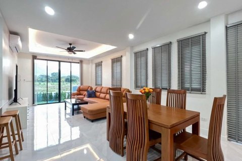 Casa de 3 dormitorios en Chiang Mai, Tailandia № 133459 - foto 8