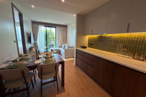 Apartamento de 2 habitaciones en Pattaya, Tailandia № 172617 - foto 2