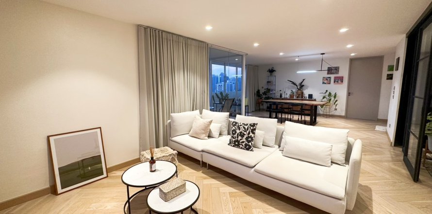 Condominio de 2 dormitorios en Bangkok, Tailandia № 172613