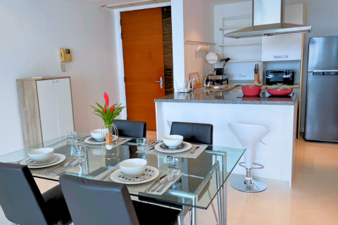Condo à Khlong Toei, Bangkok, Thaïlande, 2 chambres № 171639 - photo 7