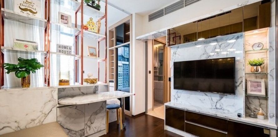 Studio in the Condo in Ratchathewi, Bangkok, Thailand  № 171638
