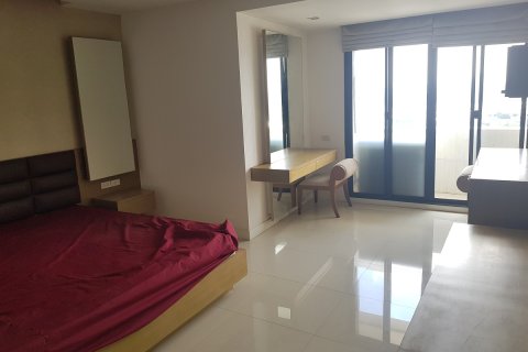 Condominio de 5 dormitorios en Watthana, Bangkok, Tailandia № 200711 - foto 5