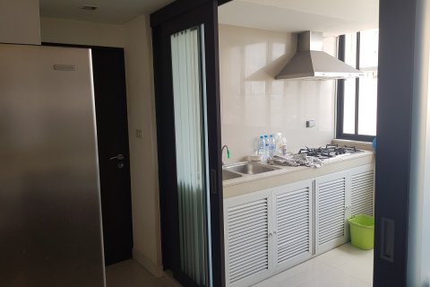 Condominio de 5 dormitorios en Watthana, Bangkok, Tailandia № 200711 - foto 18