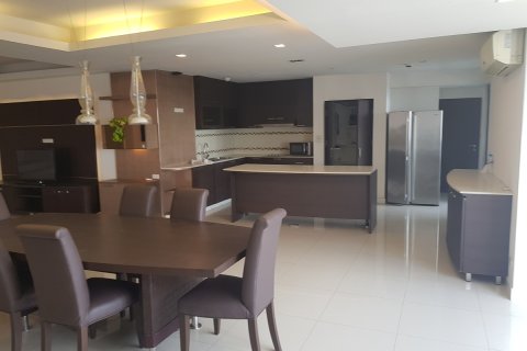 Condominio de 5 dormitorios en Watthana, Bangkok, Tailandia № 200711 - foto 9