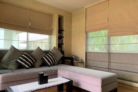 Casa de 4 dormitorios en Bangkok, Tailandia № 66119 - foto 6