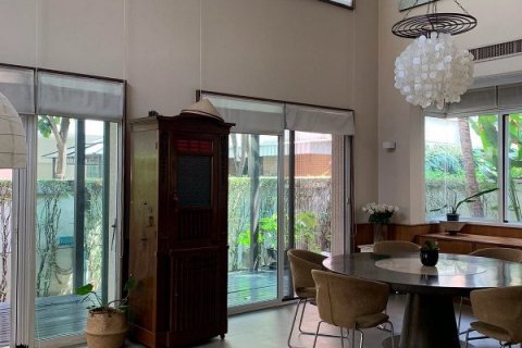 Casa de 4 dormitorios en Bangkok, Tailandia № 66119 - foto 18