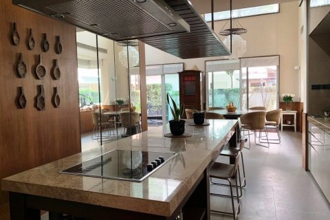 Casa de 4 dormitorios en Bangkok, Tailandia № 66119 - foto 7