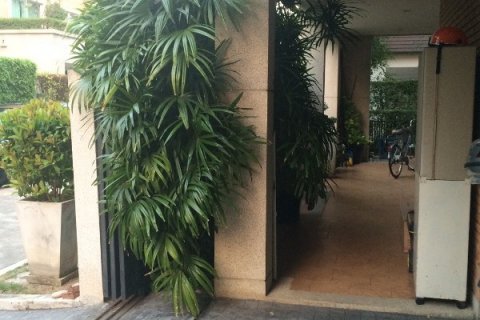 Casa de 4 dormitorios en Bangkok, Tailandia № 66119 - foto 16
