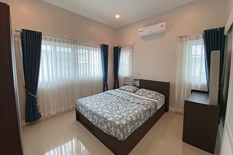 Casa de 3 dormitorios en Hua Hin, Tailandia № 168129 - foto 12