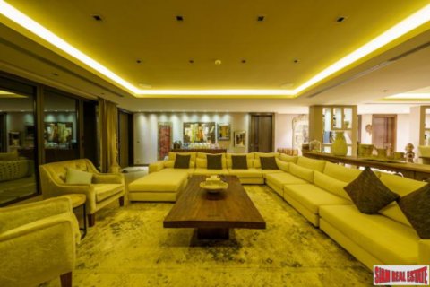 Chalet de 5 dormitorios en Surat Thani, Tailandia № 203067 - foto 4