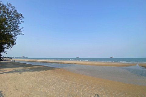 Condominio de 2 dormitorios en Hua Hin, Tailandia № 168376 - foto 4