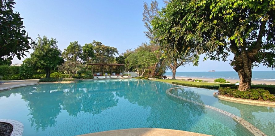Condominio de 2 dormitorios en Hua Hin, Tailandia № 168376