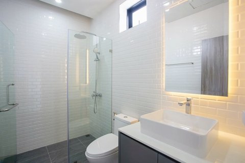 Chalet de 4 dormitorios en Hua Hin, Tailandia № 168375 - foto 25