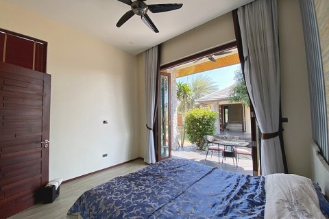 Chalet de 4 dormitorios en Hua Hin, Tailandia № 168380 - foto 21