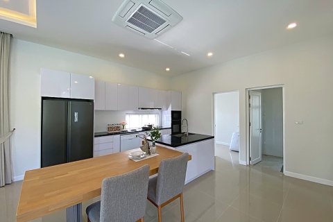 Villa in Hua Hin, Thailand 3 Schlafzimmer № 168377 - Foto 13