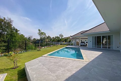 Villa in Hua Hin, Thailand 3 Schlafzimmer № 168377 - Foto 5