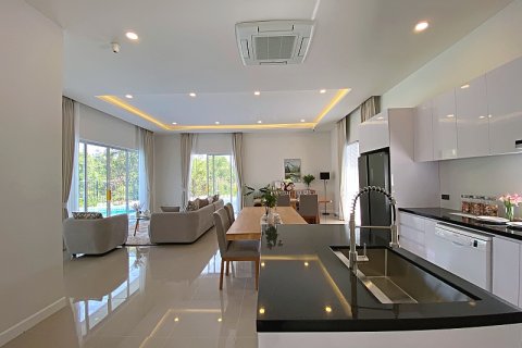 Villa in Hua Hin, Thailand 3 Schlafzimmer № 168377 - Foto 14