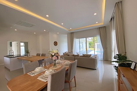 Villa in Hua Hin, Thailand 3 Schlafzimmer № 168377 - Foto 8