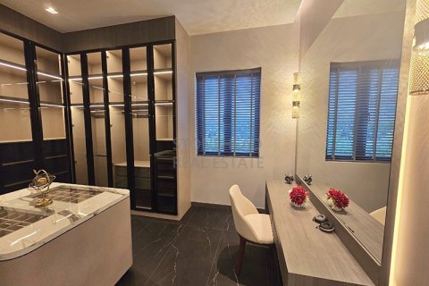 Chalet de 3 dormitorios en Hua Hin, Tailandia № 168379 - foto 18