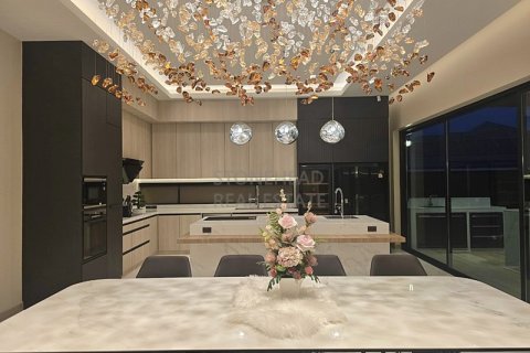 Chalet de 3 dormitorios en Hua Hin, Tailandia № 168379 - foto 7