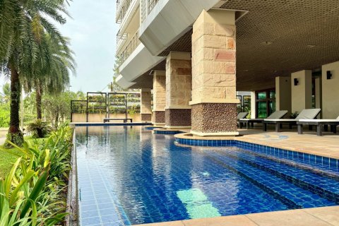 Condo in Pattaya, Thailand, 2 bedrooms № 155768 - photo 27