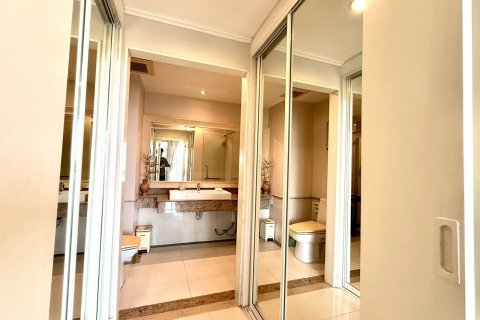 Condo in Pattaya, Thailand, 2 bedrooms № 155768 - photo 19