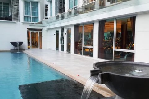 Condominio de 2 dormitorios en Bangkok, Tailandia № 155767 - foto 4