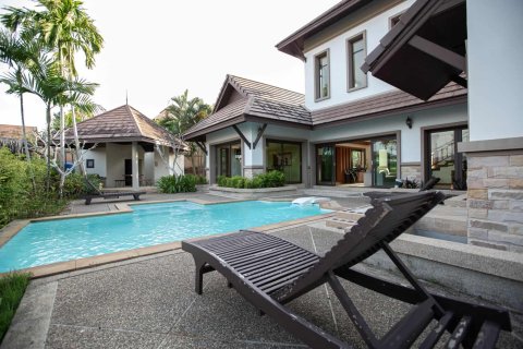 Villa in Phuket, Thailand 3 Schlafzimmer № 166390