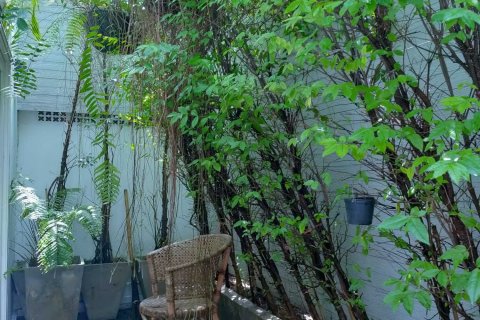 Adosado de 4 dormitorios en Watthana, Bangkok, Tailandia № 138086 - foto 10