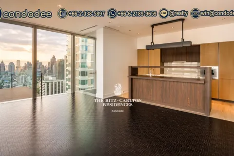 Condominio de 3 dormitorios en Sathon, Bangkok, Tailandia № 201425