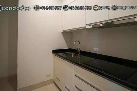 Condominio de 3 dormitorios en Sathon, Bangkok, Tailandia № 201425 - foto 4