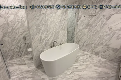 Condominio de 5 dormitorios en Watthana, Bangkok, Tailandia № 201380 - foto 12