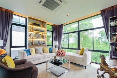 Casa de 3 dormitorios en San Sai, Tailandia № 140936 - foto 8