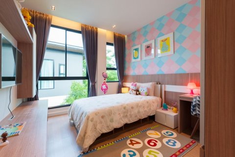 Casa de 3 dormitorios en San Sai, Tailandia № 140936 - foto 18