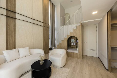 Casa de 4 dormitorios en Saphan Sung, Bangkok, Tailandia № 172918 - foto 6
