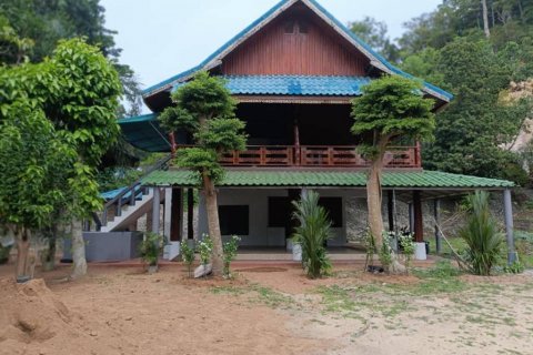 Maison à Surat Thani, Thaïlande 2 chambres № 115706