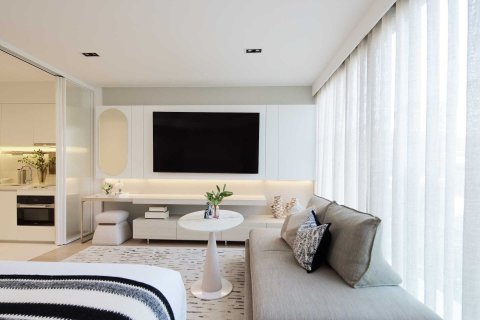 Estudio en el condominio en Watthana, Bangkok, Tailandia № 159653 - foto 2