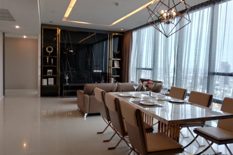 Condo in Bangkok, Thailand, 2 bedrooms № 233546 - photo 4