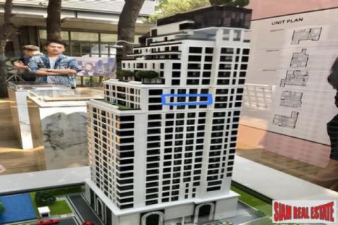 Apartamento de 2 dormitorios en Bangkok, Tailandia № 202686 - foto 3