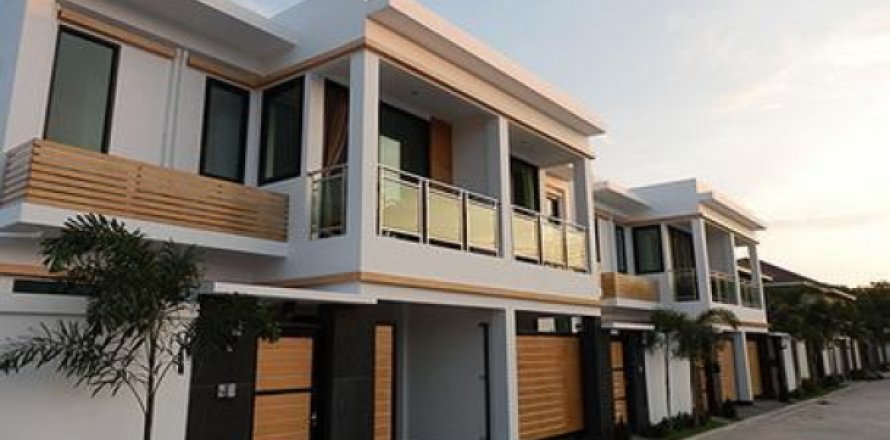 Dúplex de 3 dormitorios en Jomtien Beach, Pattaya, Tailandia № 202684